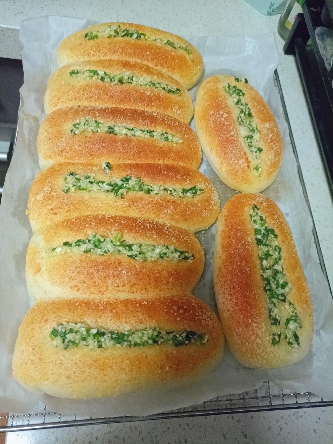 黄金芝士蒜香法式软面包｜芝香浓郁