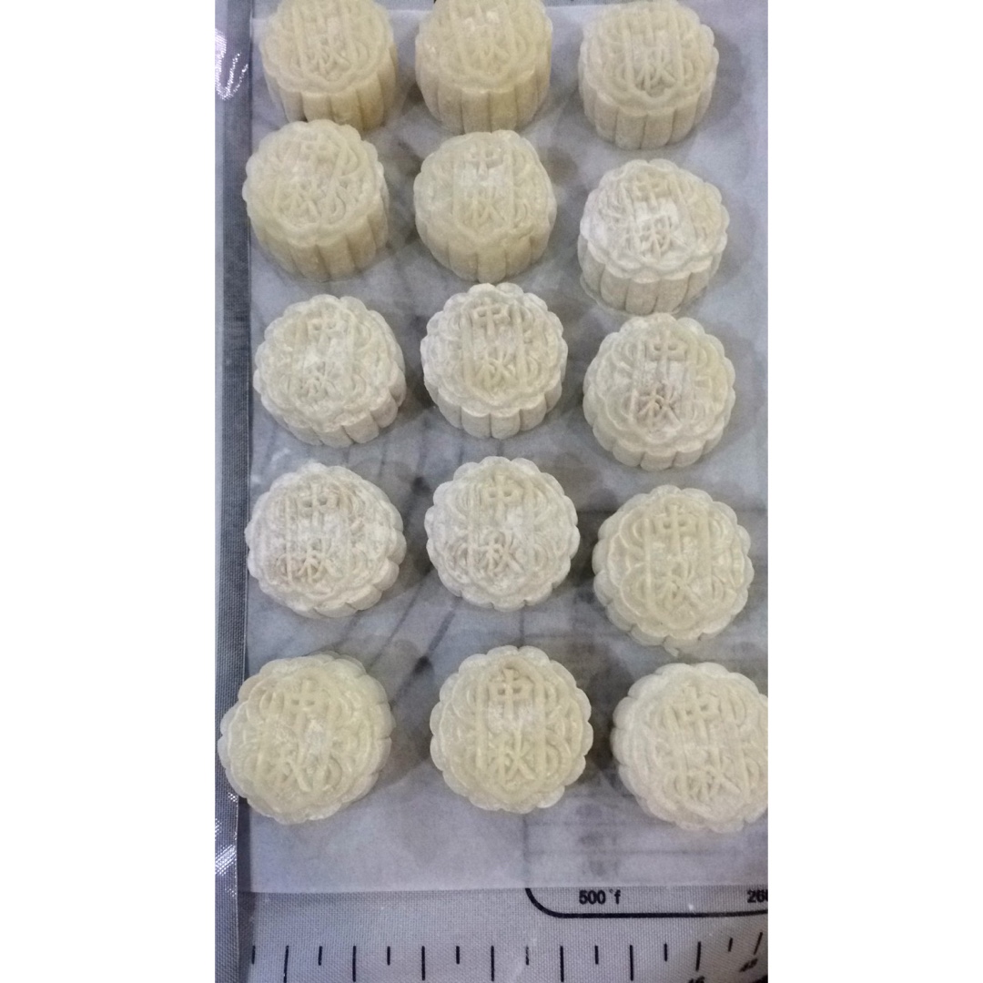 《Tinrry下午茶》冰皮月饼（奶黄馅）