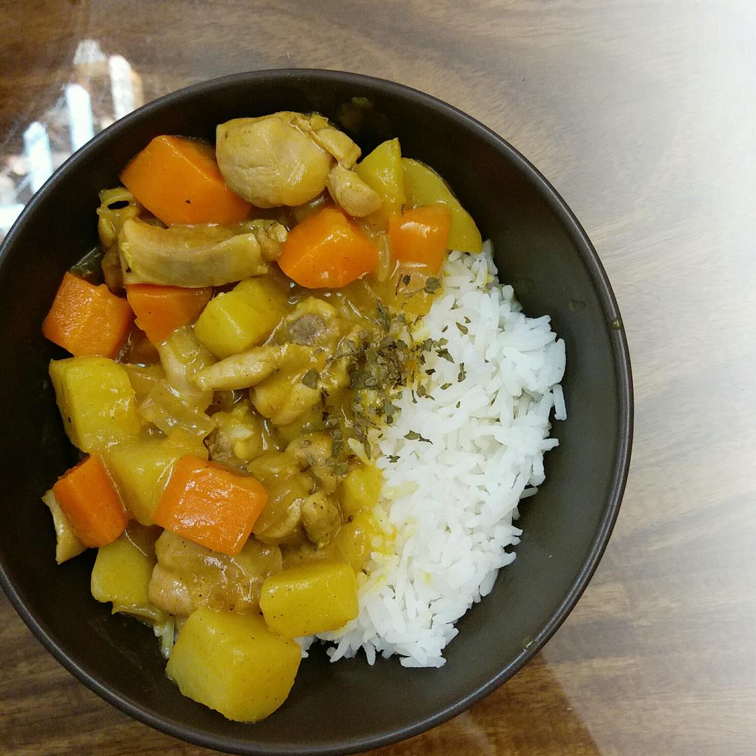 咖喱饭（鸡腿肉）