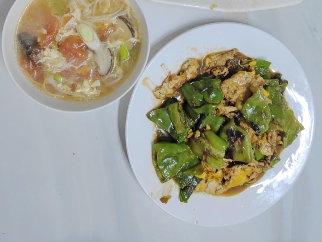 超级下饭的虎皮青椒炒鸡蛋！三碗饭都不够