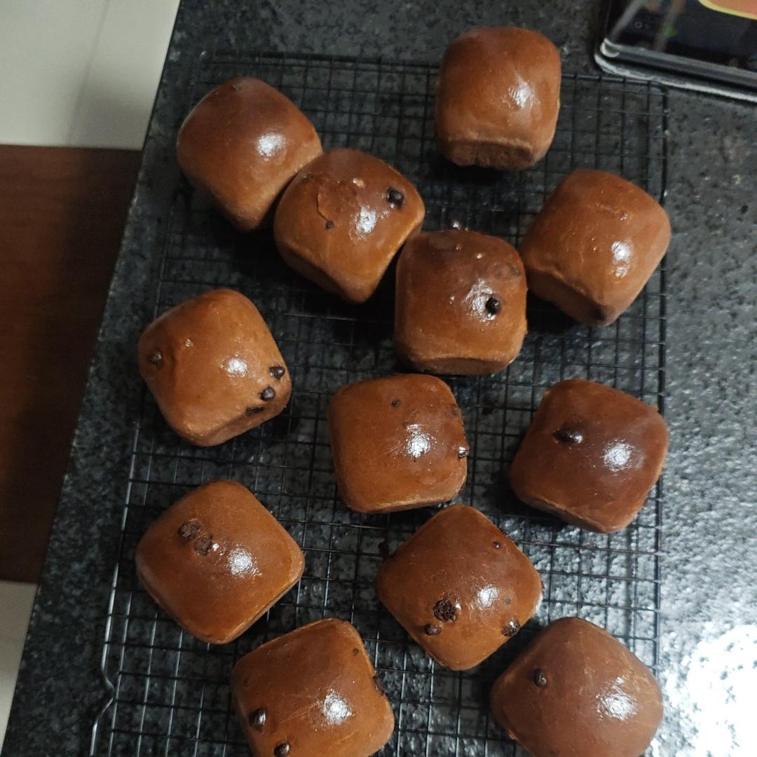 这不是在吃面包，这是在吃巧克力吧？