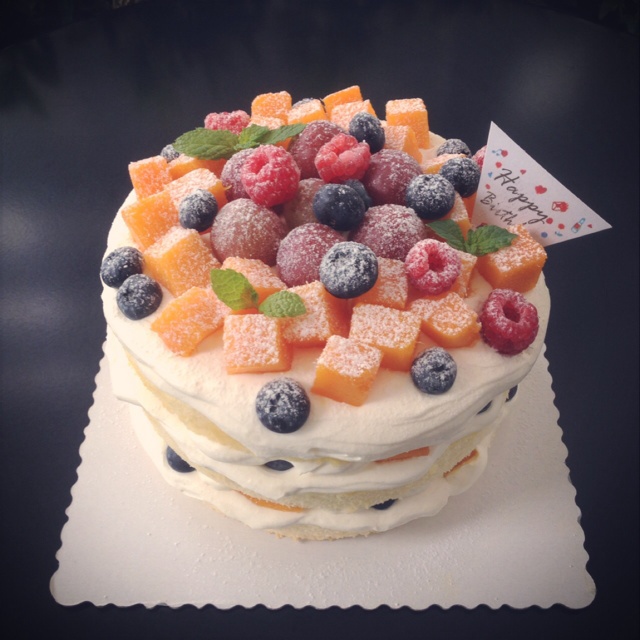 xxyu做的时下流行的鲜奶油戚风裸蛋糕