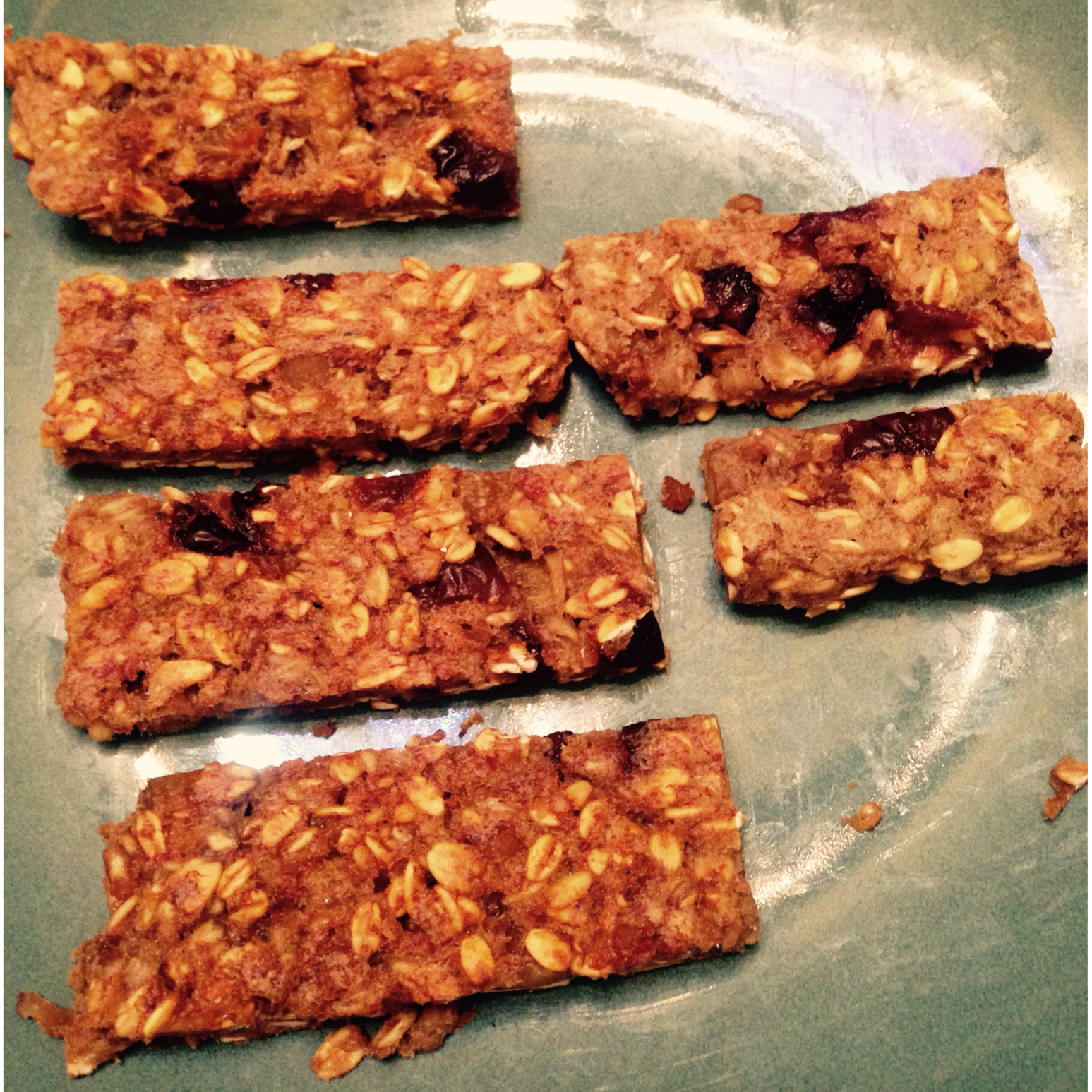 超级简单超快手-无油无糖超级健康的—香蕉燕麦坚果能量棒