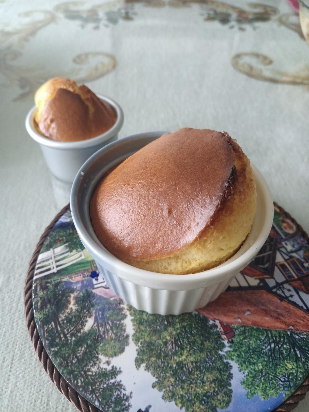 烤舒芙蕾一定要用瓷碗吗？内壁一定要抹黄油砂糖吗？——西式美食（四十一）