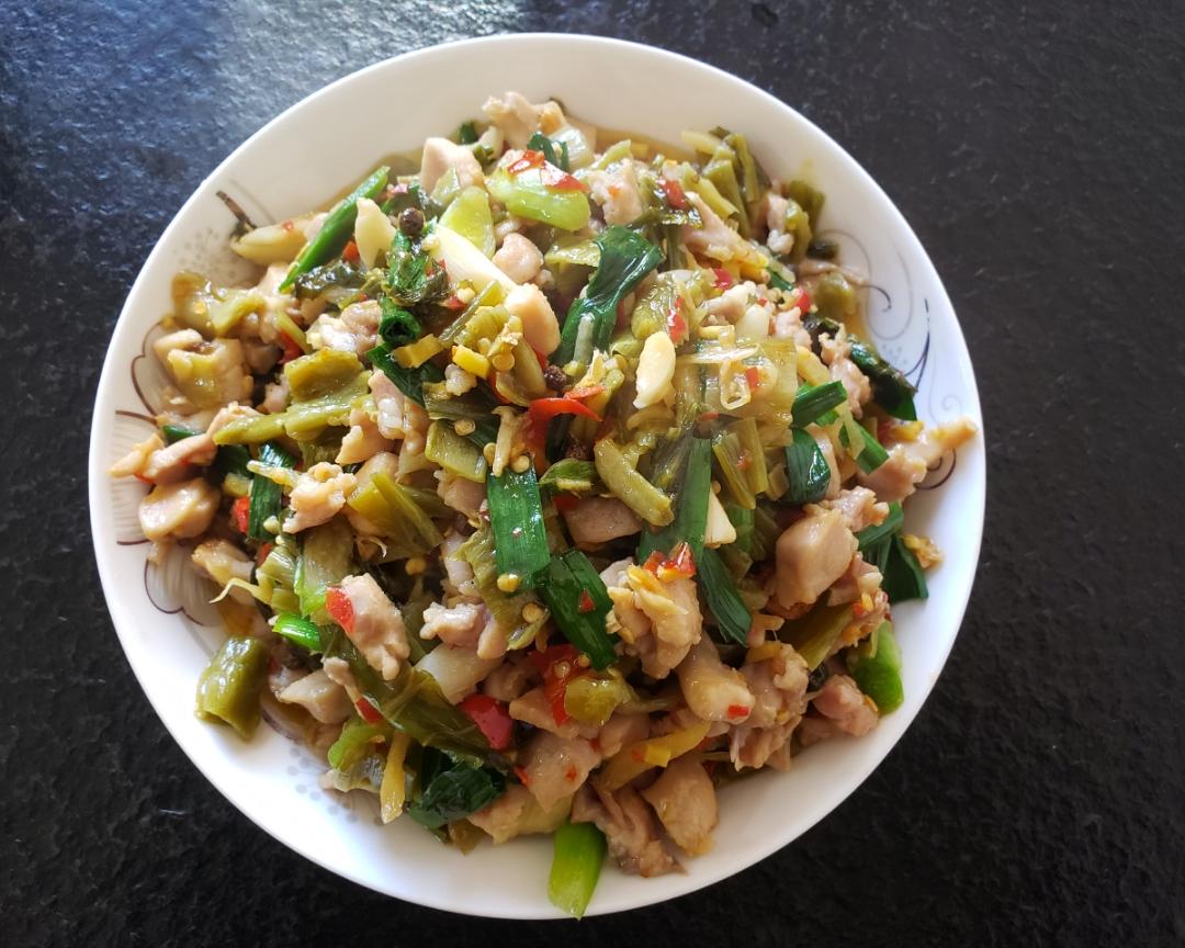 鲜香酸菜兔丁(盐帮菜)