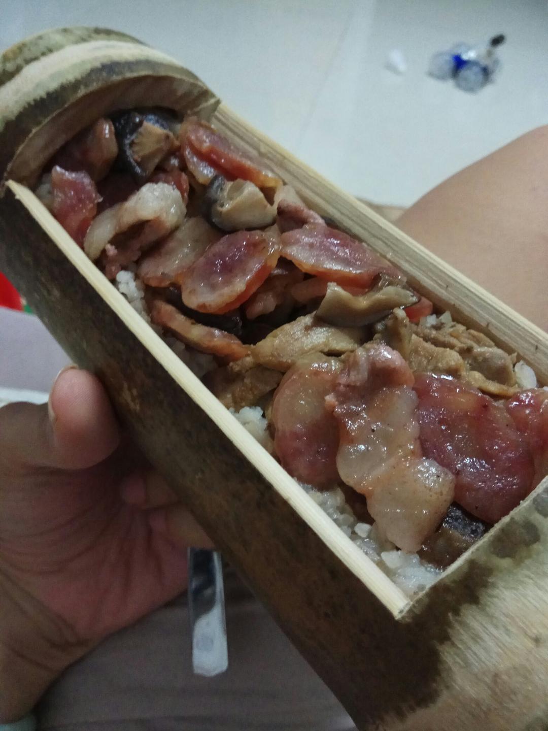 乐跃妈做的竹筒饭