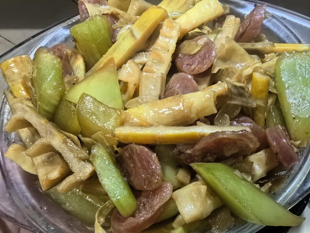 蚝油双笋炒腊肠
