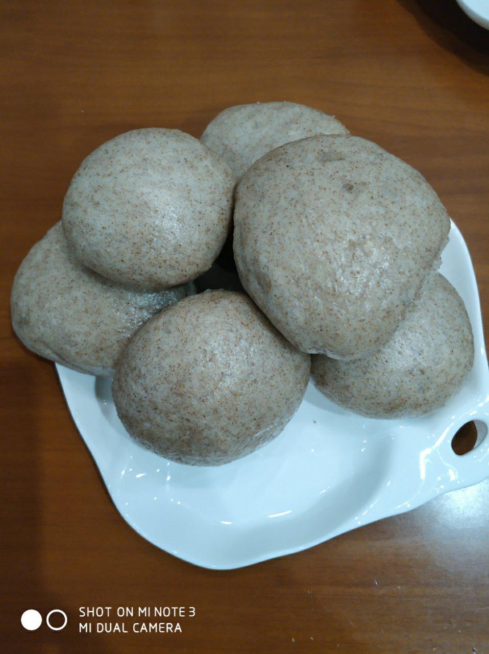 黑麦馒头