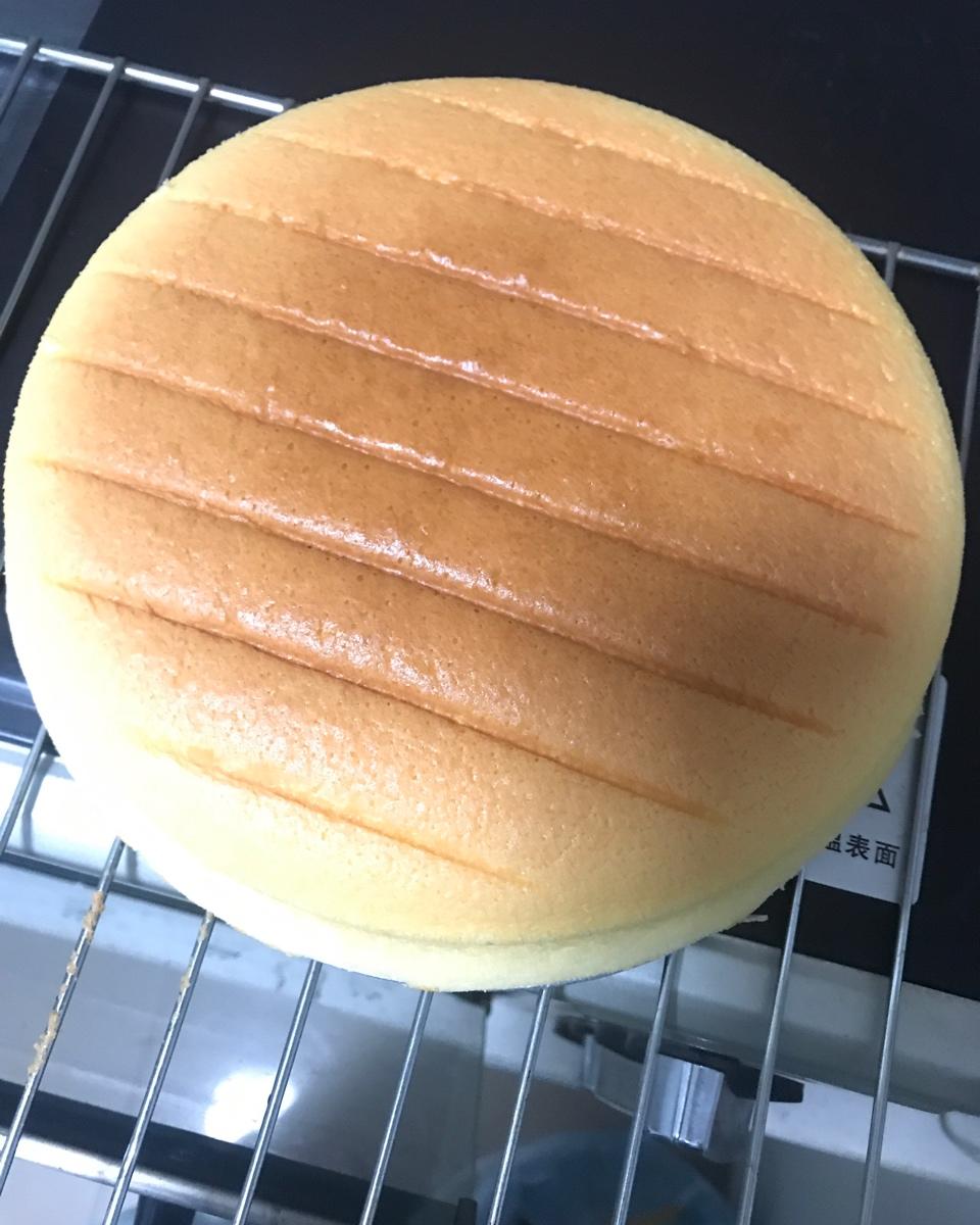 8寸轻乳酪蛋糕