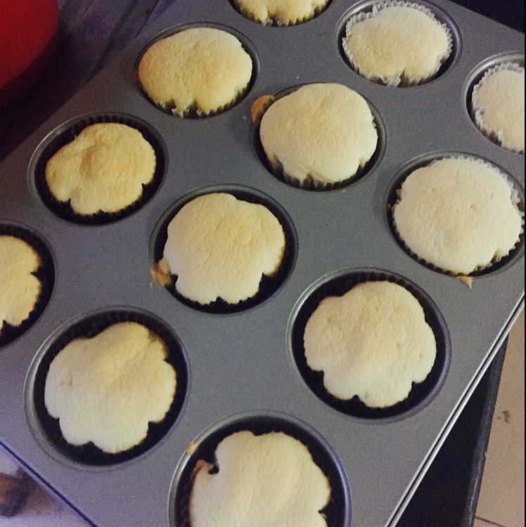 戚风小纸杯蛋糕