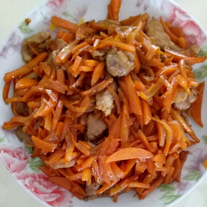 胡萝卜炒肉丝