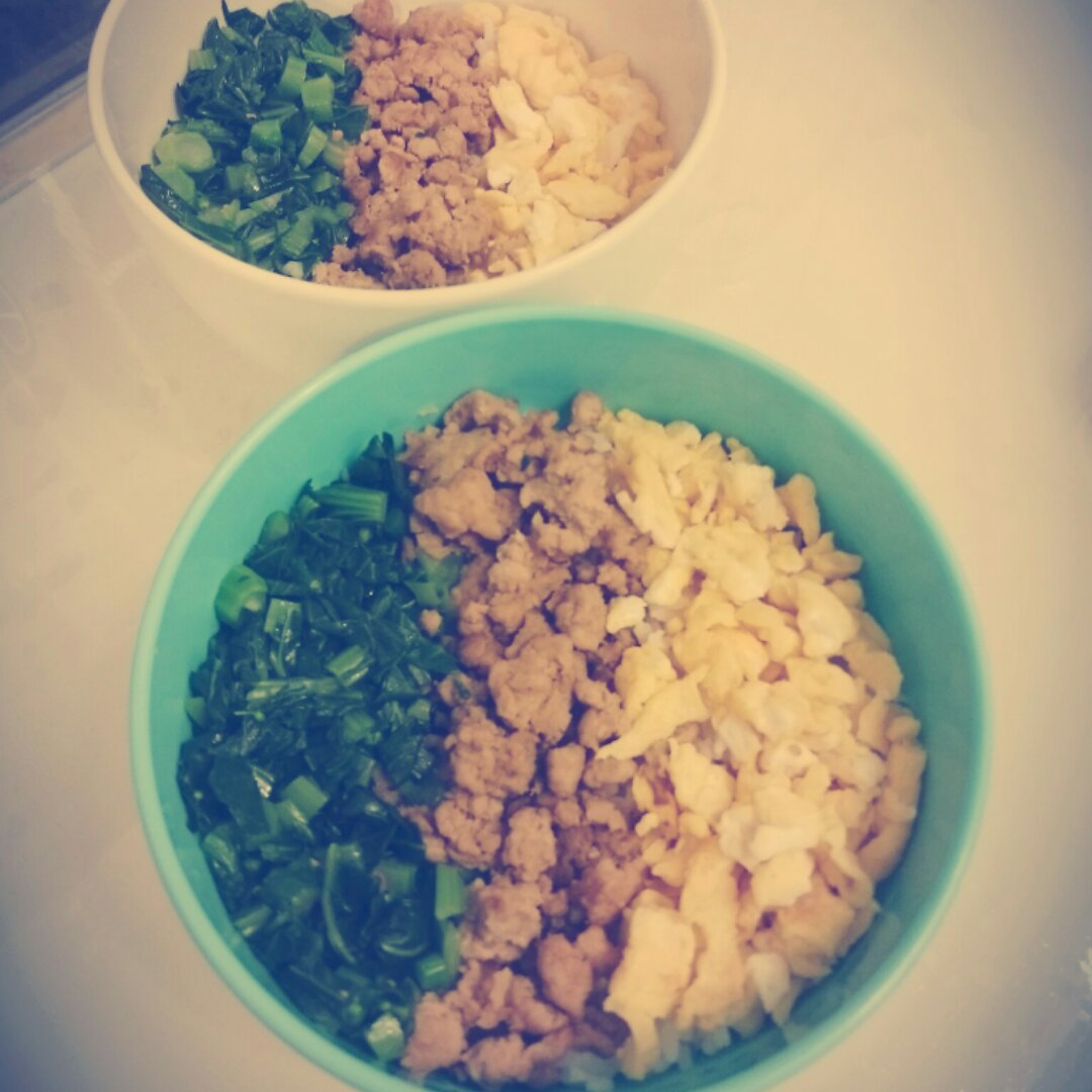 三色丼