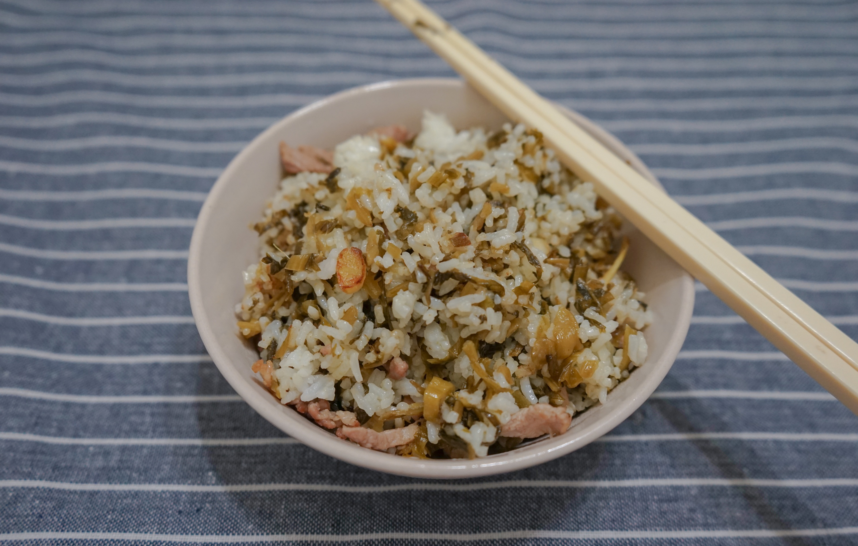 绝味雪菜肉丝炒饭