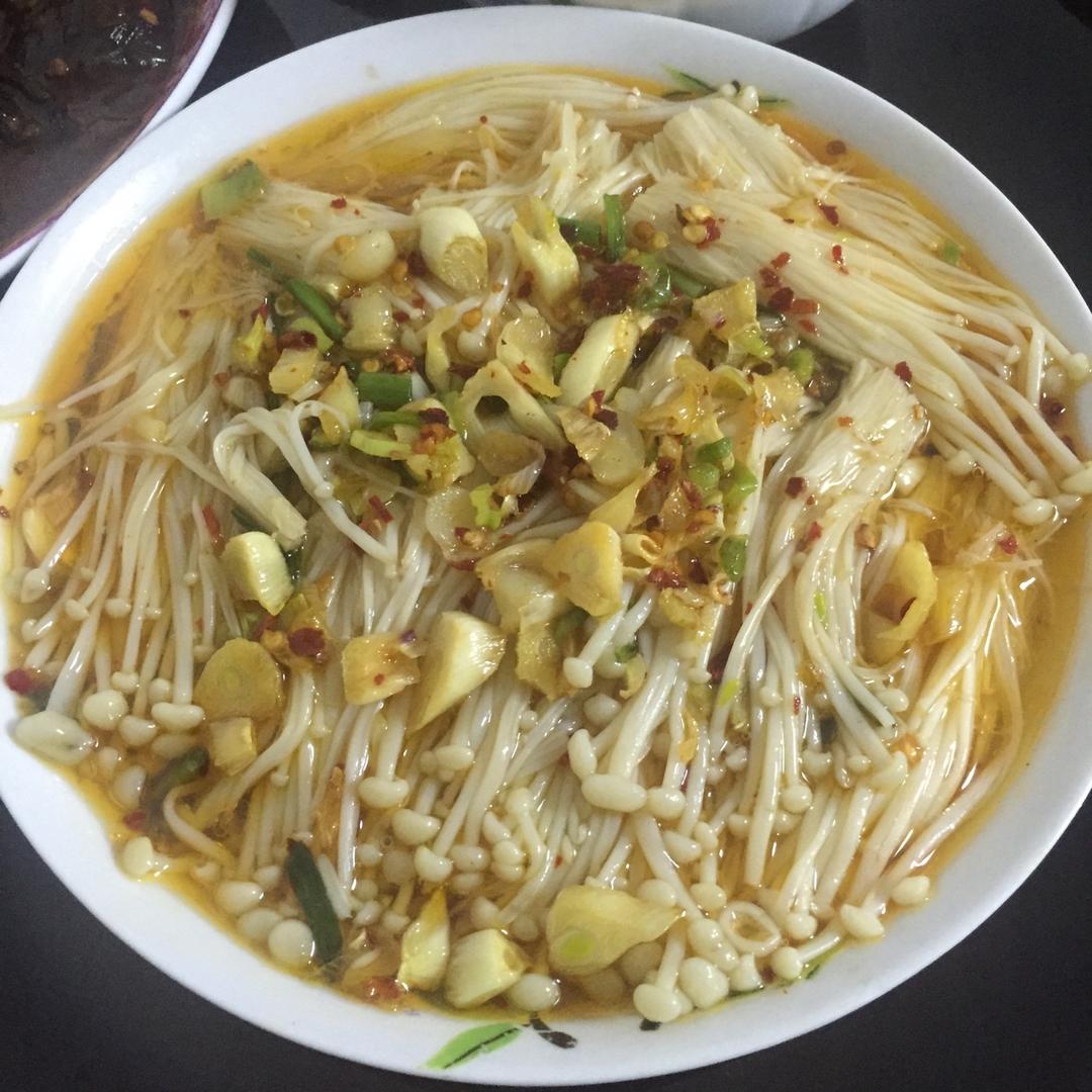 蒜蓉蒸金针菇