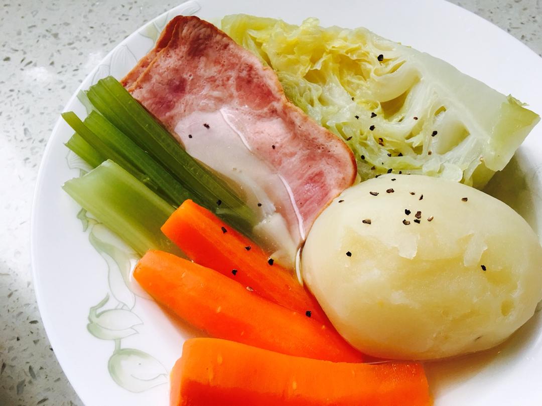 「问题餐厅」鲜甜蔬菜汤・ポトフ