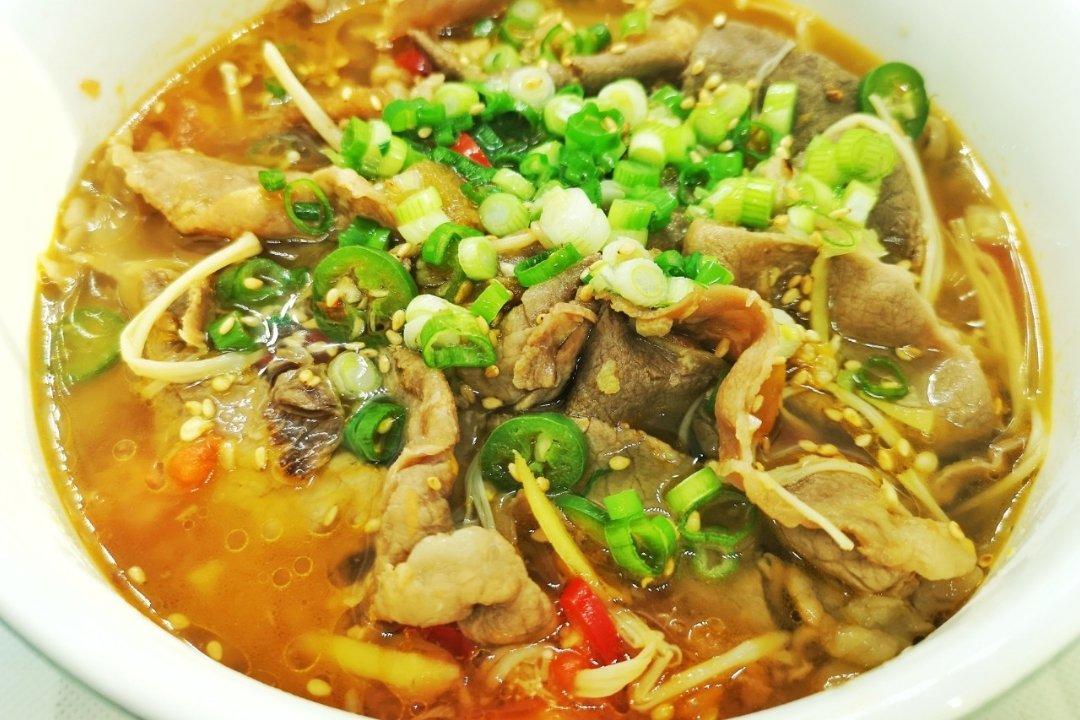 酸汤肥牛