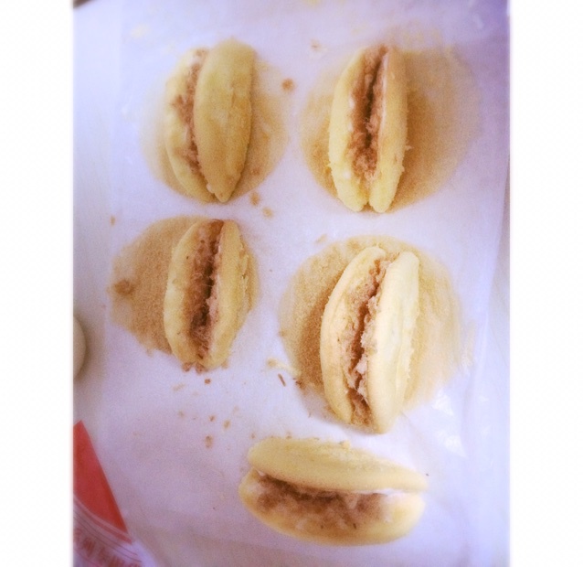 超软的~肉松夹心蛋糕