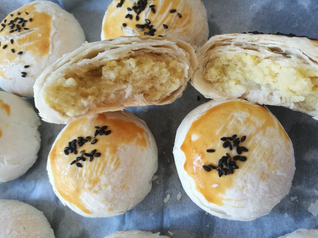 酥皮绿豆饼   酥得掉渣渣