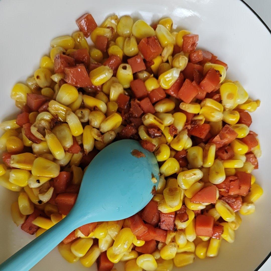 下饭菜！好吃香甜的清炒玉米粒火腿肠