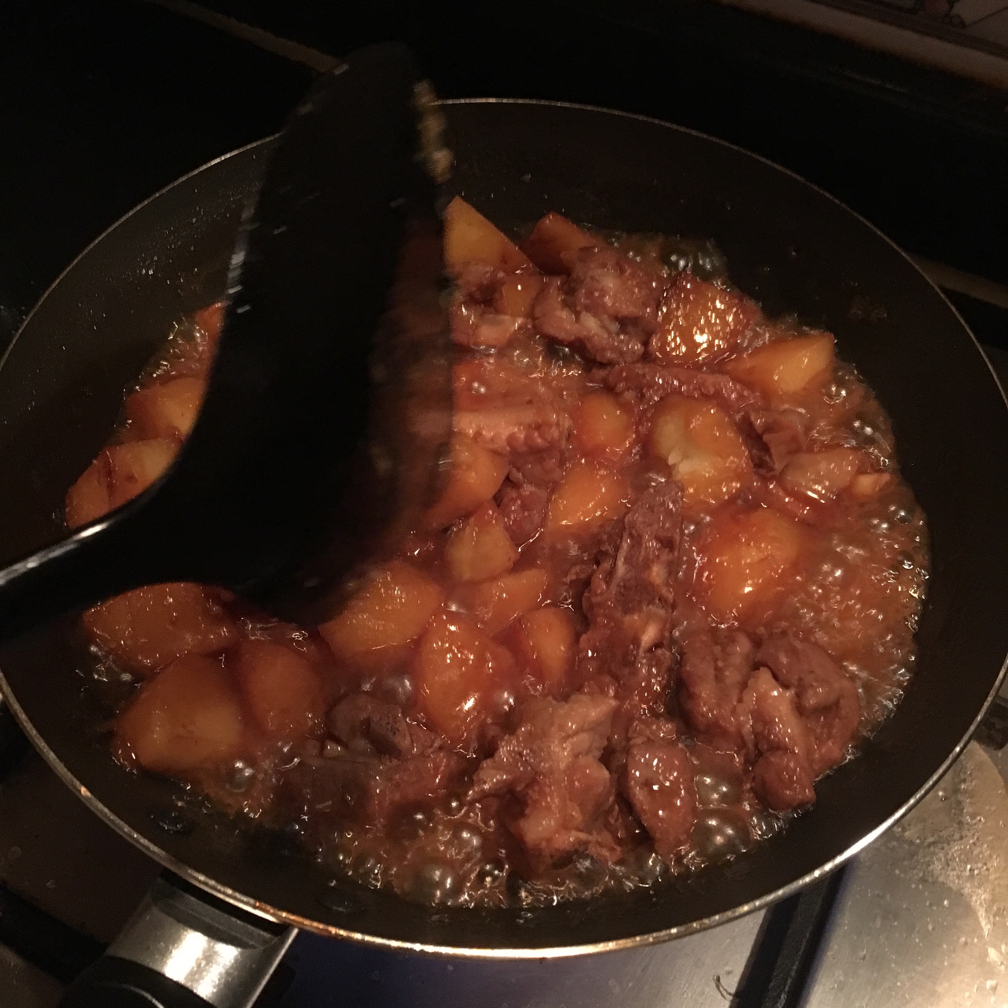 土豆焖排骨的做法 步骤5