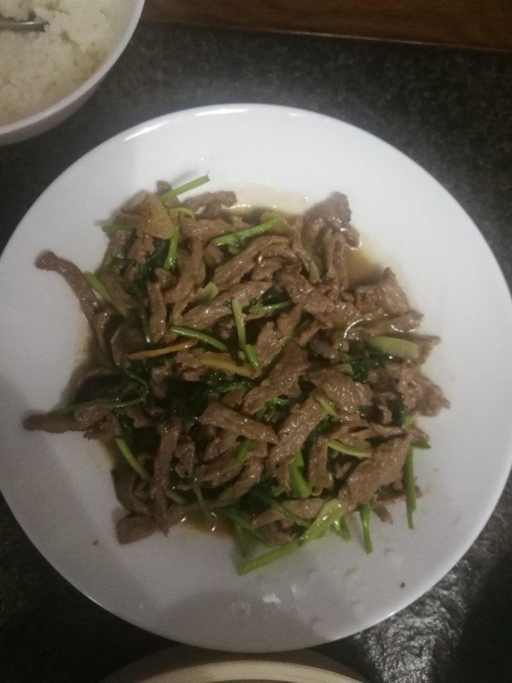 香菜牛肉