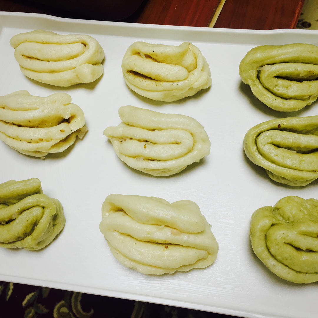 葱油花卷 Steamed Roll