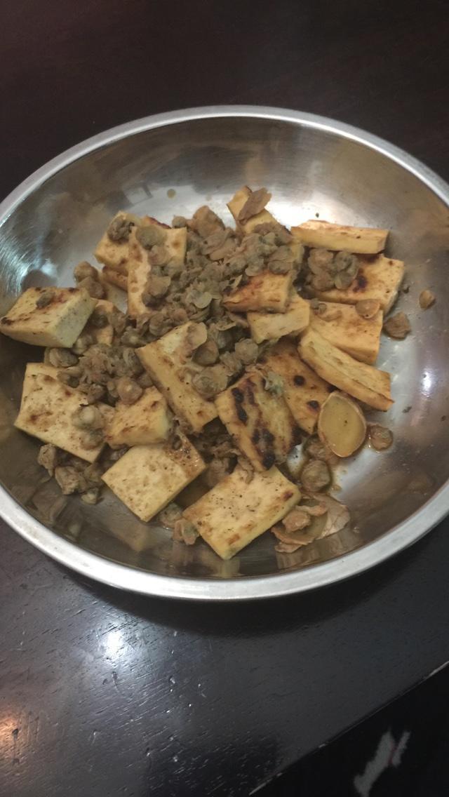 杜坎减肥法第一阶段 蚬肉黄金豆干