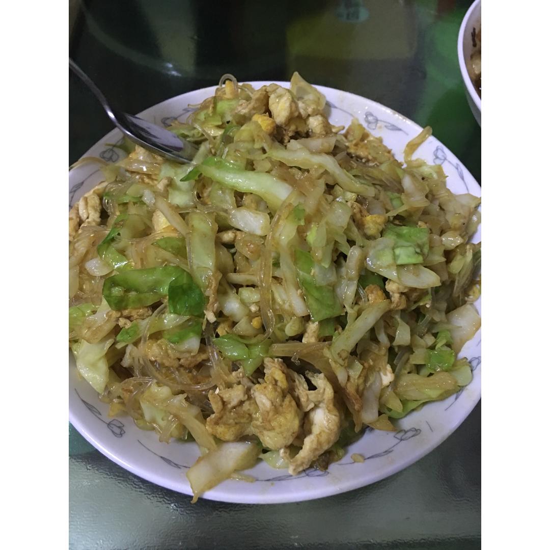 包菜粉丝炒鸡蛋