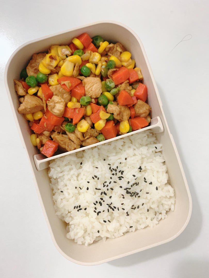 玉米鸡丁