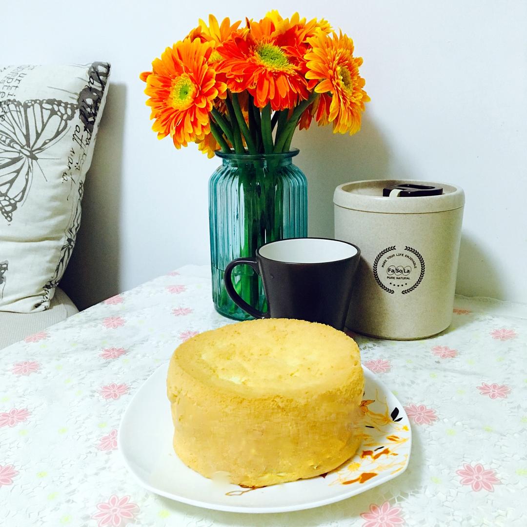 基础戚风（好记、适合奶油抹面、裱花的蛋糕体）