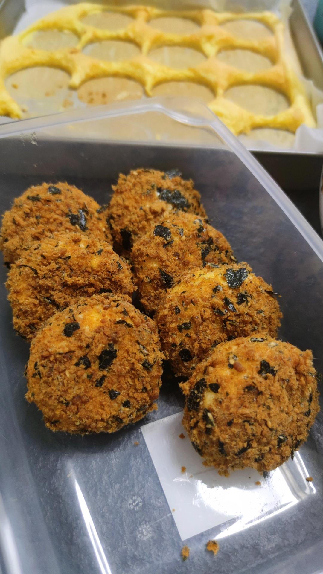 美味海苔肉松小贝