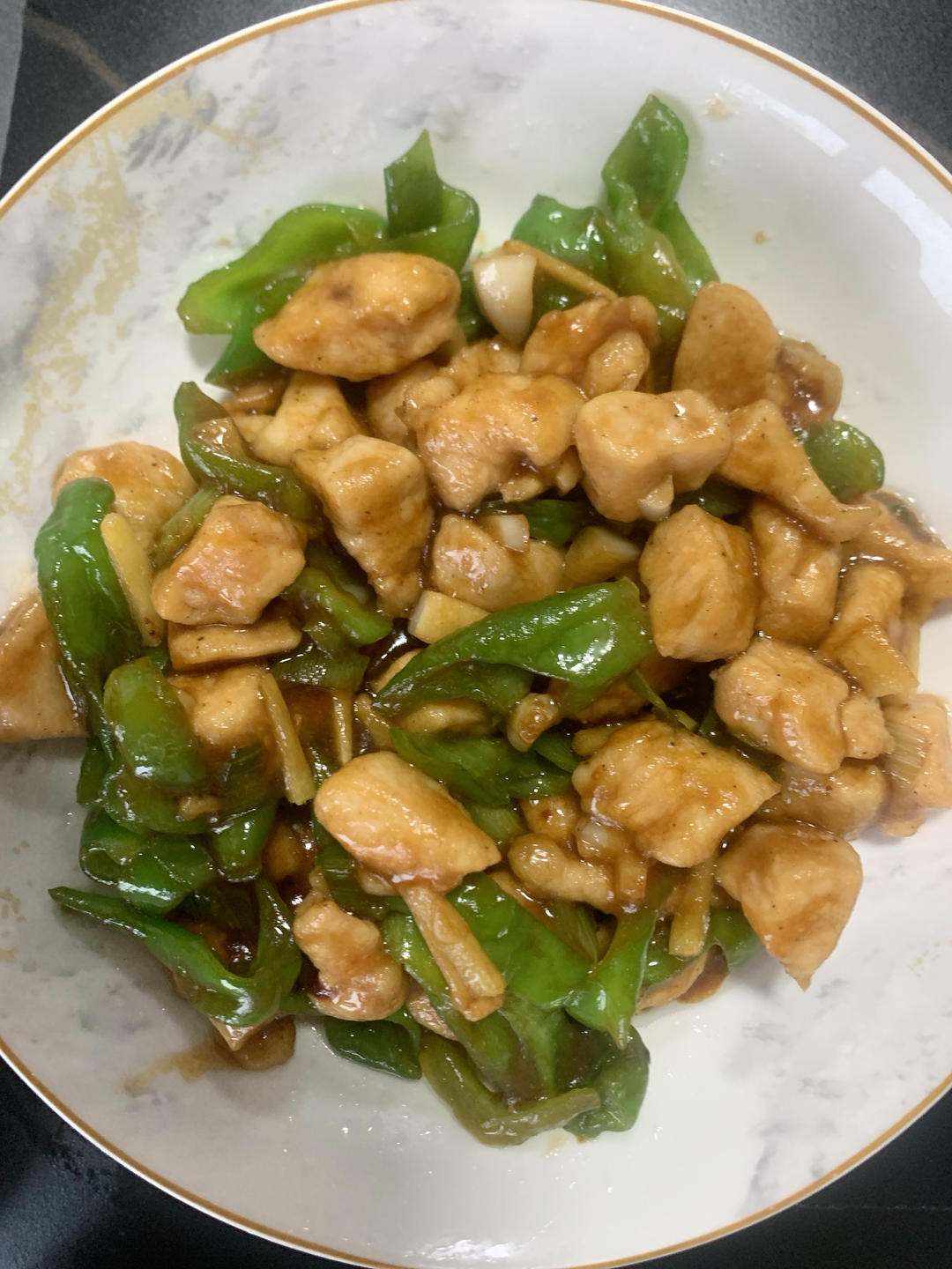 〈焦溜鸡丁〉，简简单单又好吃。欣小厨 😉
