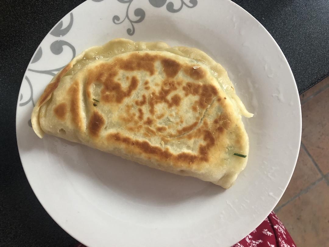 简单又好吃的韭菜盒子