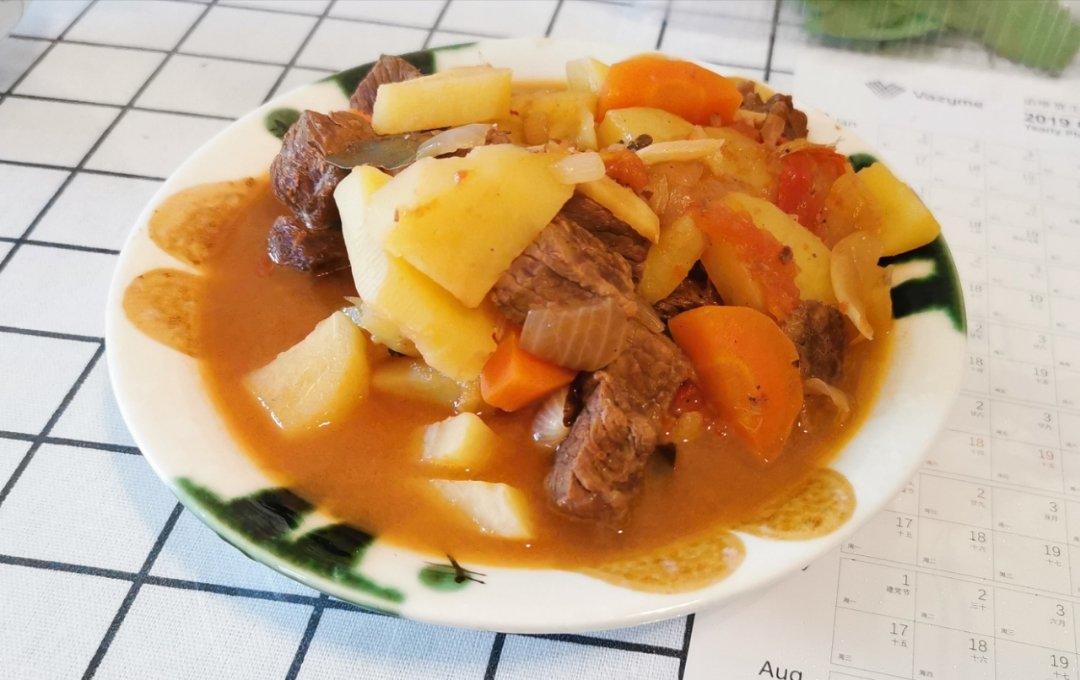 土豆炖牛肉
