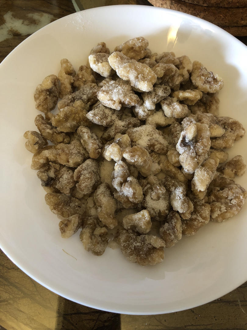 糖炒核桃，糖霜核桃，焦糖核桃……what ever~