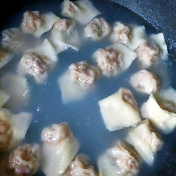 香菇鲜肉小馄饨💪配有调馅加煮法