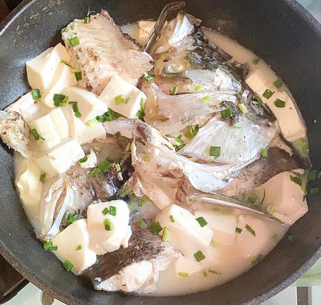 鱼头豆腐汤