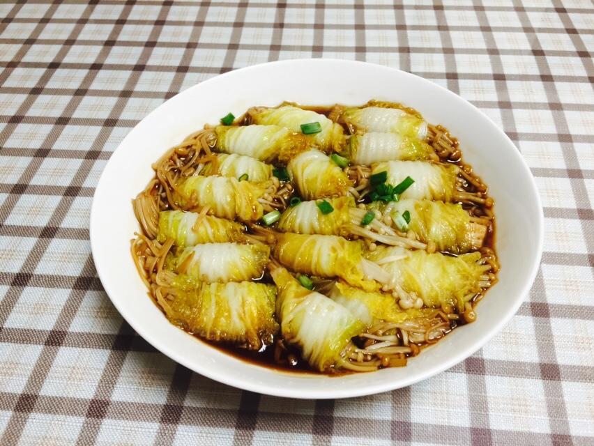 席萍做的无油娃娃菜卷金针菇