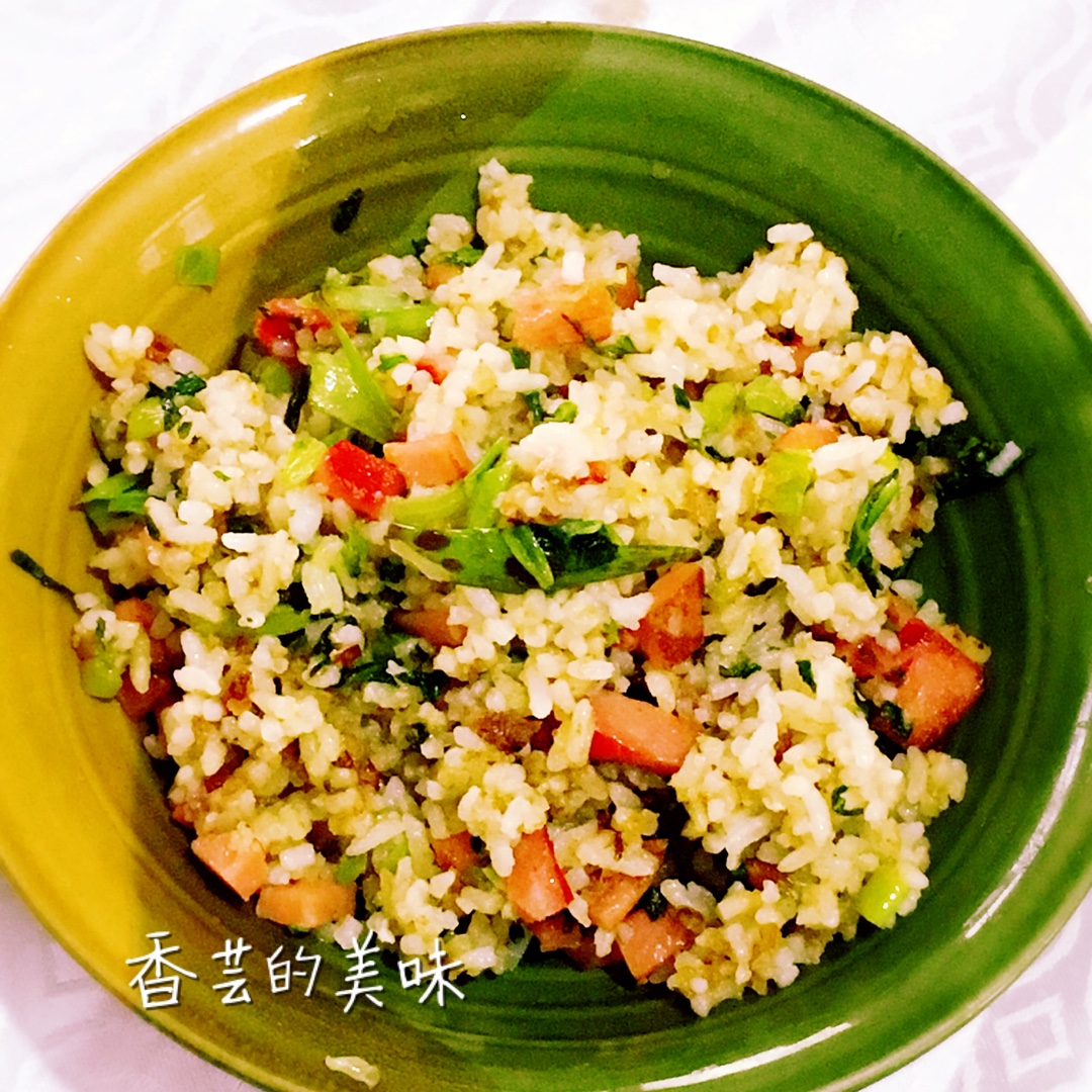 香椿芽豆腐炒饭