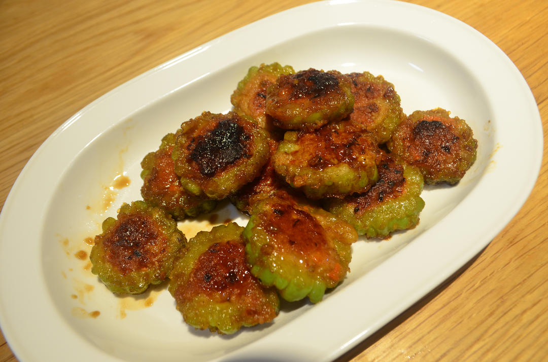 厨师长教你：“苦瓜酿肉”的家常做法，口感和味道很棒，先收藏了