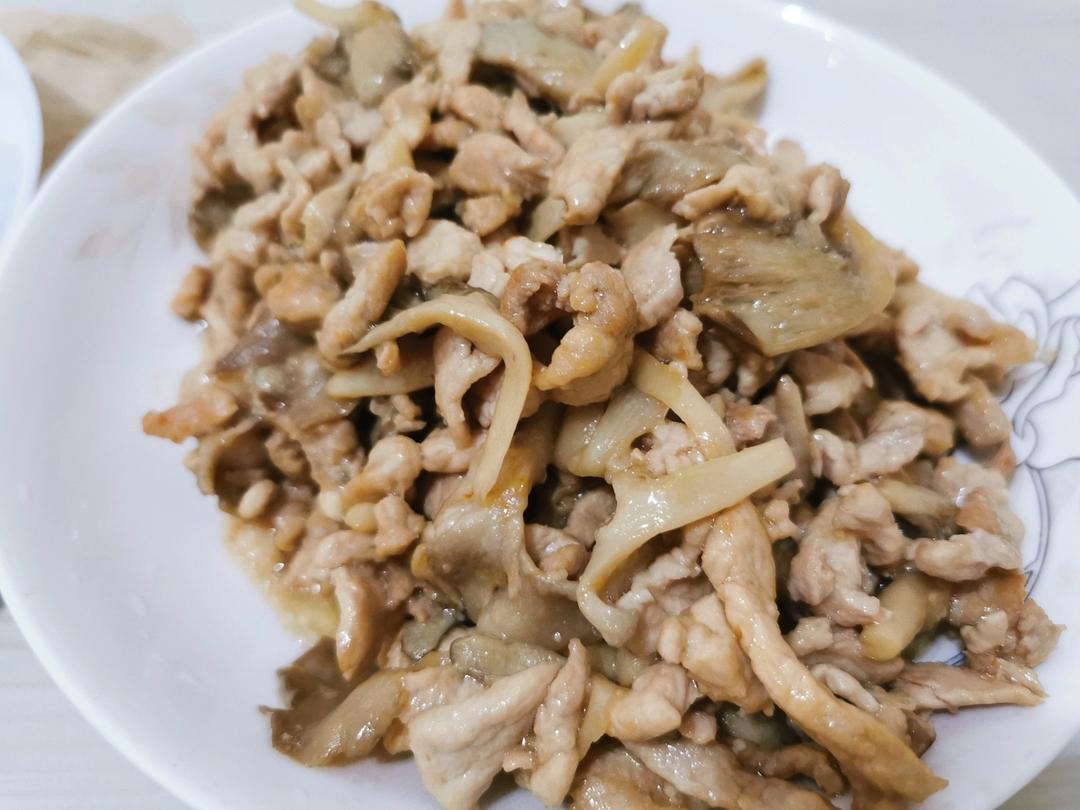 平菇炒肉（鲜香）