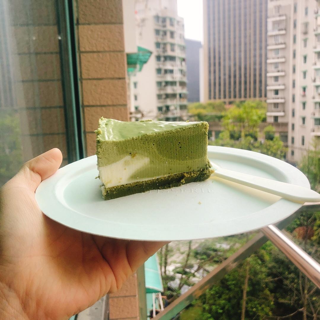 渐变抹茶慕斯蛋糕：我Amanda带着既美又作的抹茶甜点又来了！【曼食慢语】