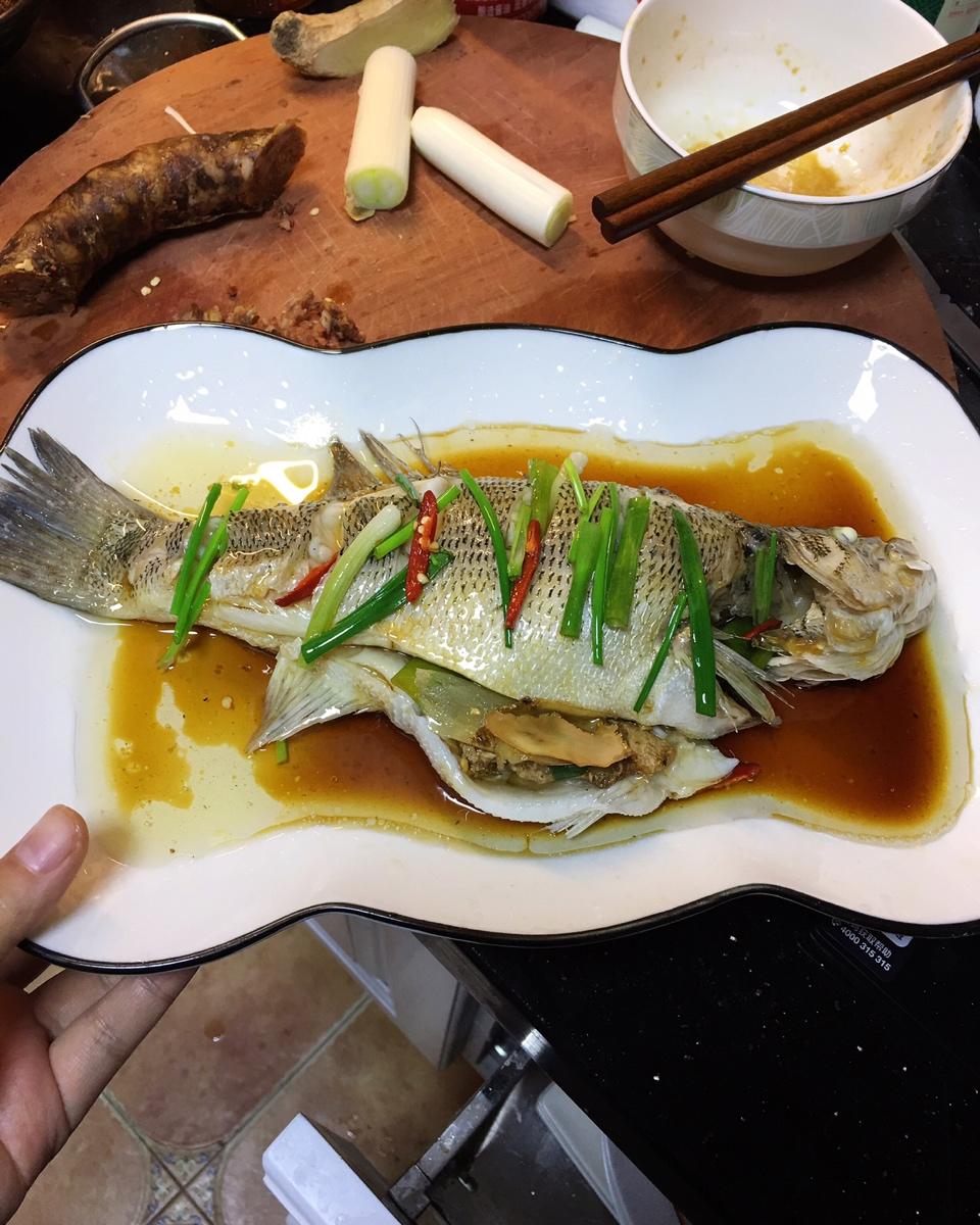 清蒸鲈鱼