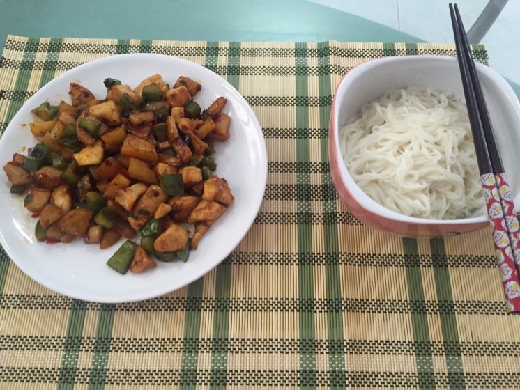 宫爆鸡丁（土豆控）