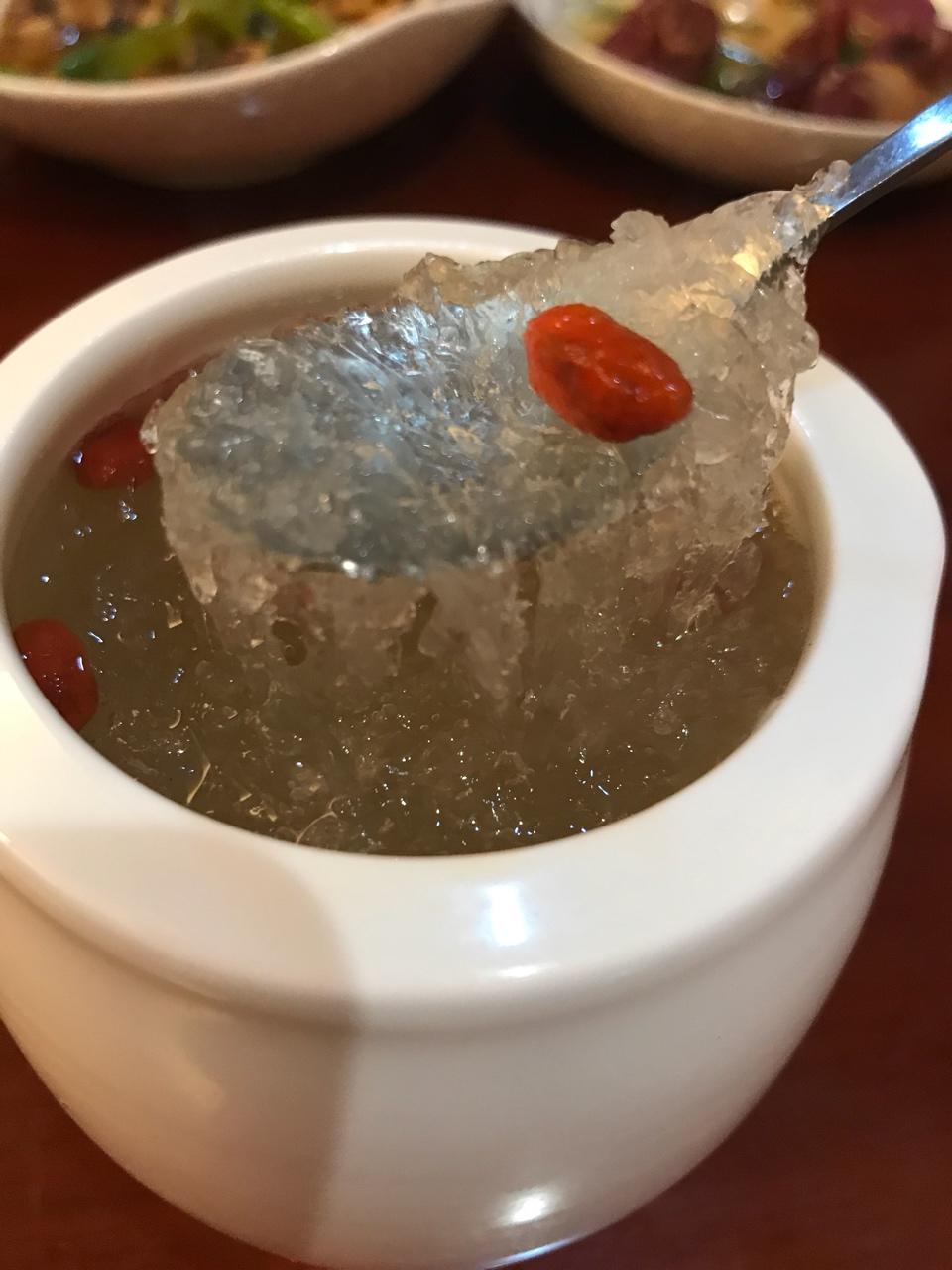 冰糖红枣炖燕窝