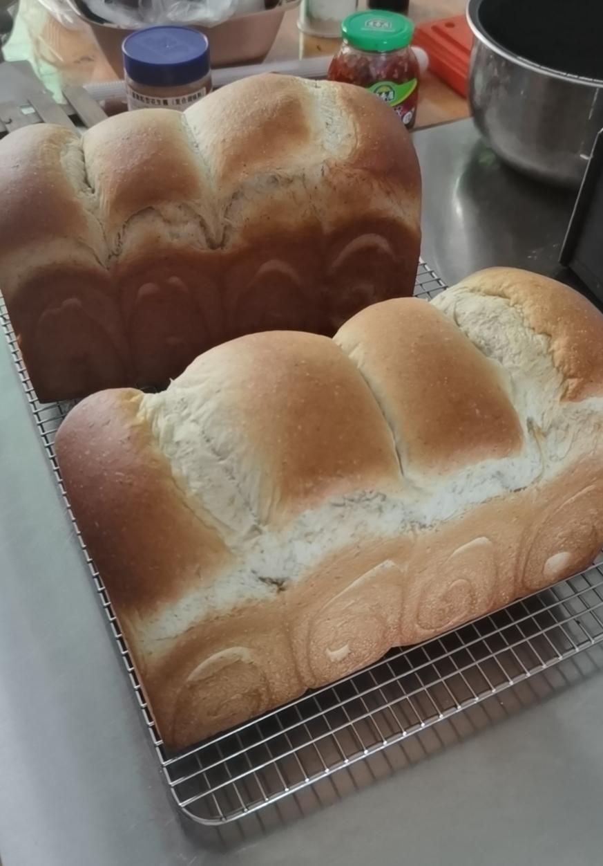 黑麦醇奶香草吐司