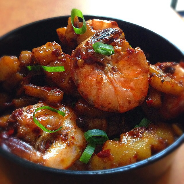 能瞬间引爆味蕾的【香辣干锅虾】