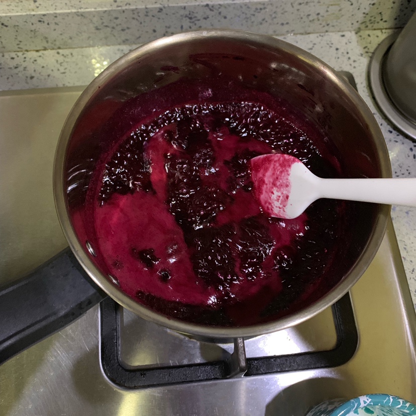 蓝莓酱拼香草～双重口味磅蛋糕的做法 步骤1