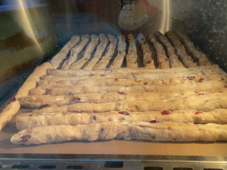 像一根树枝的面包，网红店招牌全麦坚果棒！