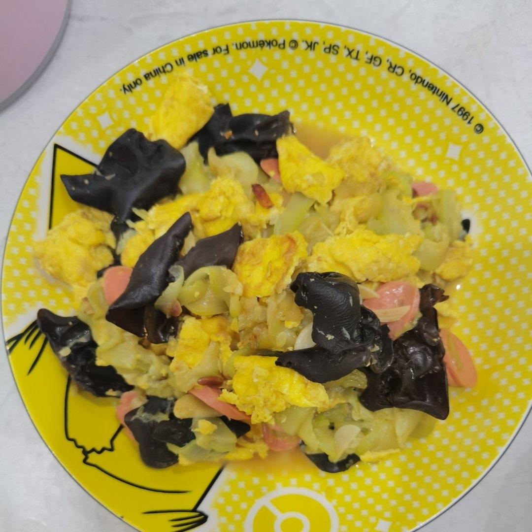 家常菜：小炒西葫芦